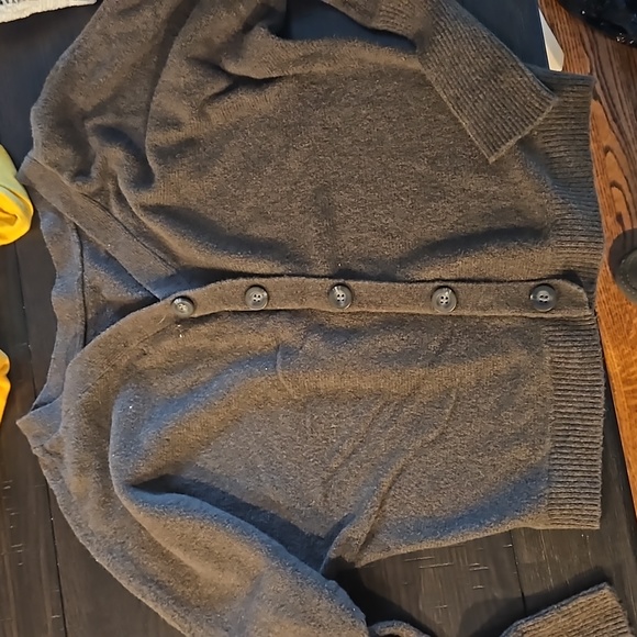 For thee button up cardigan green Small - Picture 2 of 4